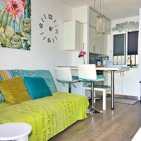 Malibu 2 Con Aire Acondicionado, Campo De Tennis Y Piscina Con Solarium *
