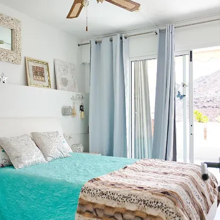 Malibu 2 Con Aire Acondicionado, Campo De Tennis Y Piscina Con Solarium Daire