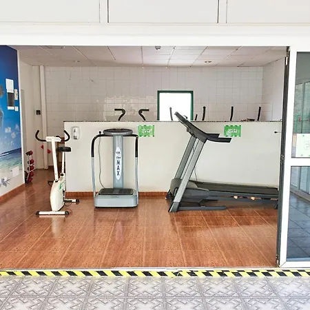 Malibu 2 Con Aire Acondicionado, Campo De Tennis Y Piscina Con Solarium Daire